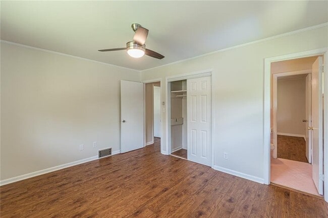 Building Photo - 3213 Bobbie Ln