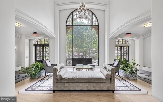 Building Photo - 1701 16th St NW