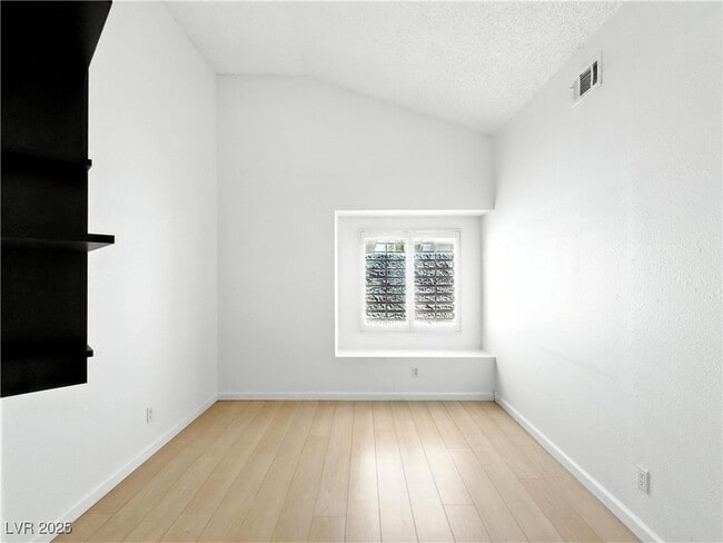 Building Photo - 2513 Aberdeen Ln