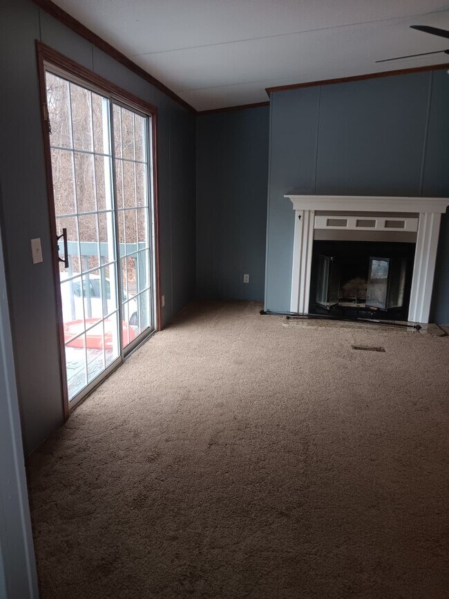 Building Photo - 430 Lytle Cove Rd