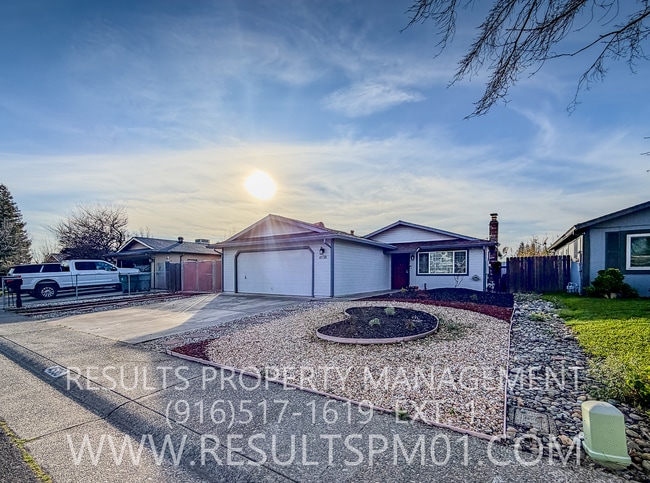 Building Photo - Charming Clean Rocklin Home with RV! Solar