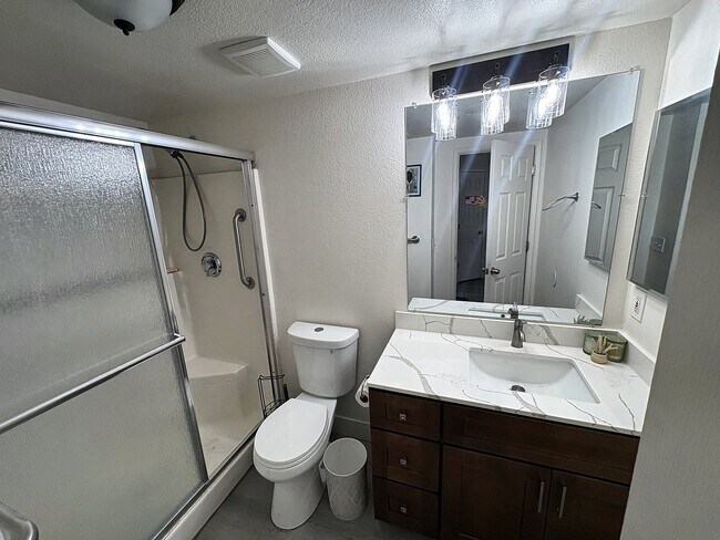Building Photo - 4718 Pennel Ct