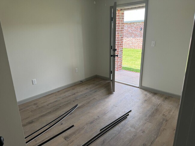 Building Photo - NEWLY CONSTRUCTED - Single-Family House for Rent