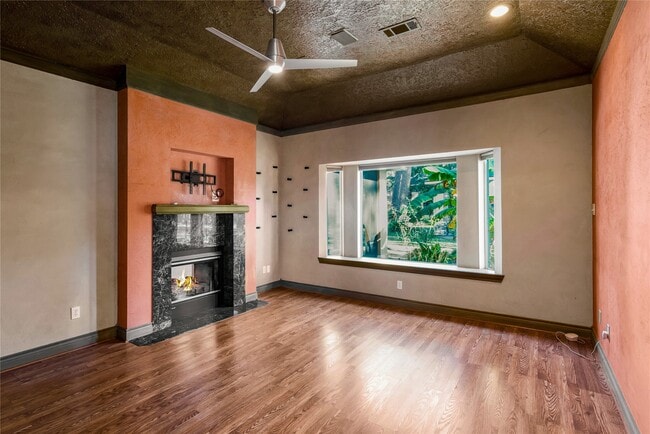 Building Photo - 60 Fairfield Dr