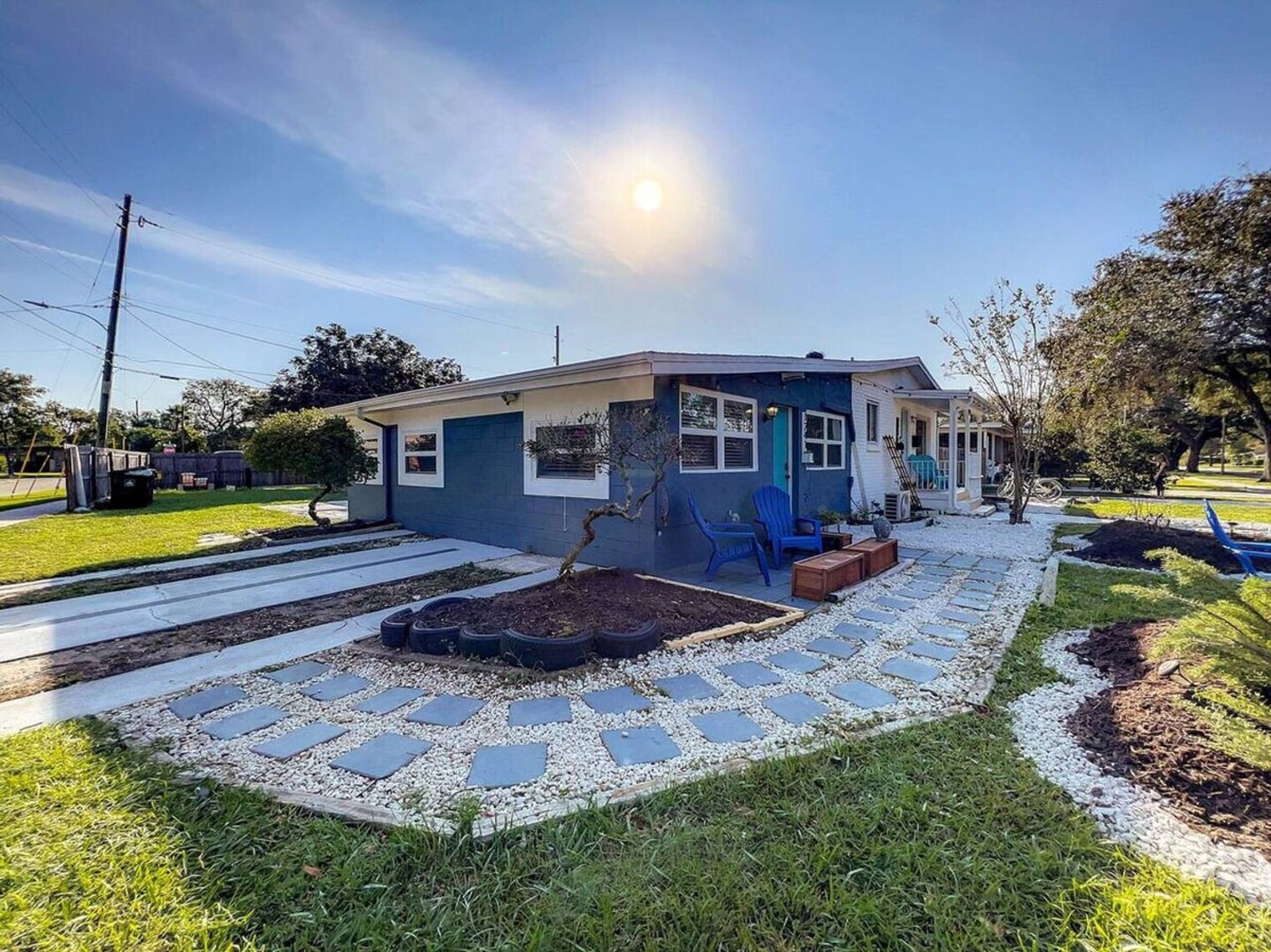 Building Photo - 1229 Berwyn Rd