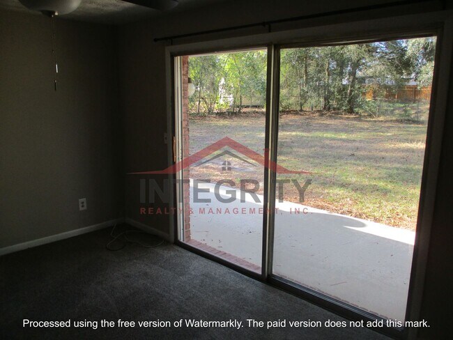 Building Photo - 3 Bed/ 2 Bath in Orange Park, FL