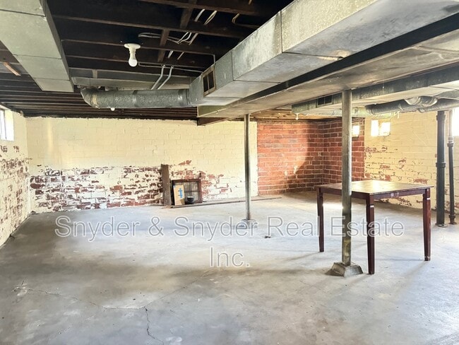 Building Photo - 245-247 Oakdale Ave.