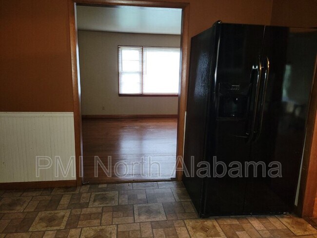 Building Photo - 3503 Crestmore Cir NW
