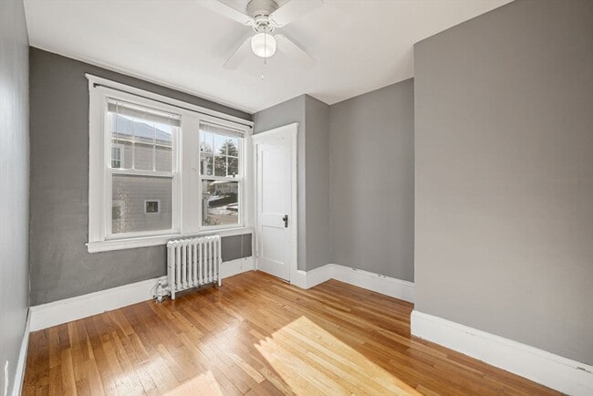 Building Photo - 22 Leonard St