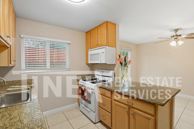 Building Photo - 1411 Michael Way