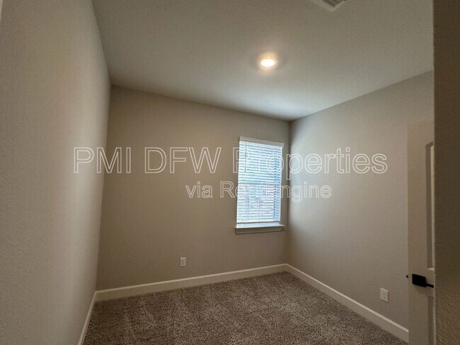 Building Photo - 808 Boyer Ct