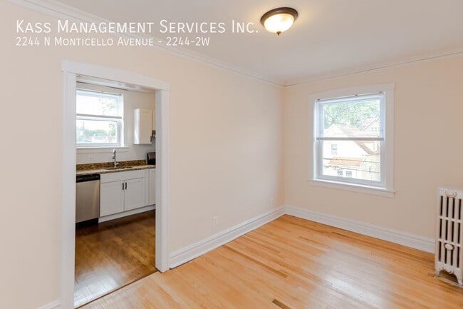Building Photo - 2244 N Monticello Ave