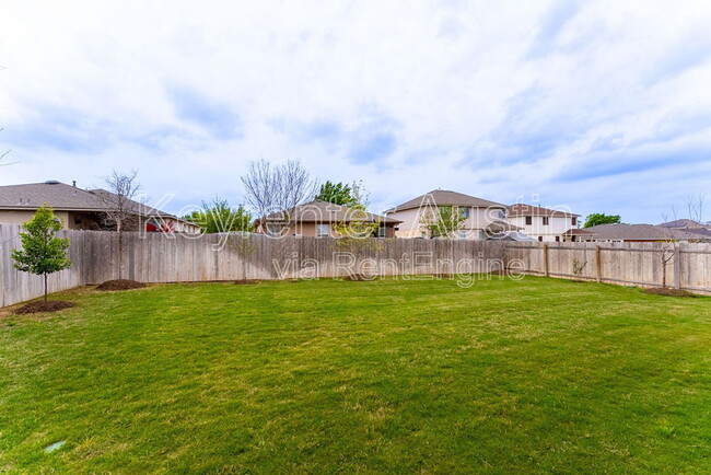 Building Photo - 1017 Coulee Dr