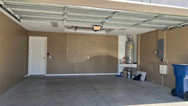 Building Photo - 15348 Blue Fish Cir