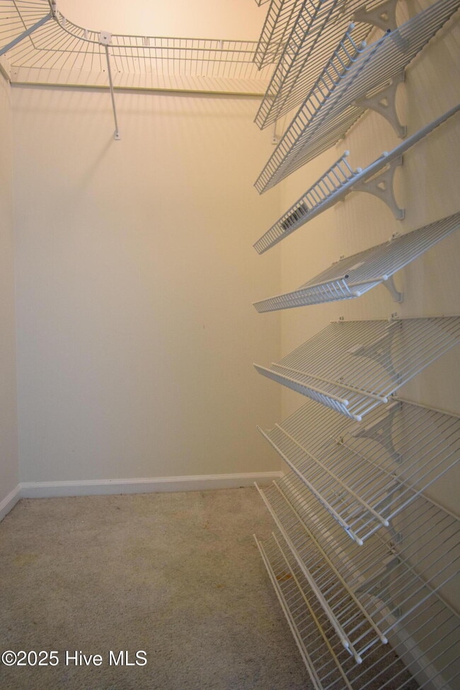 Building Photo - 2940 Mulberry Ln