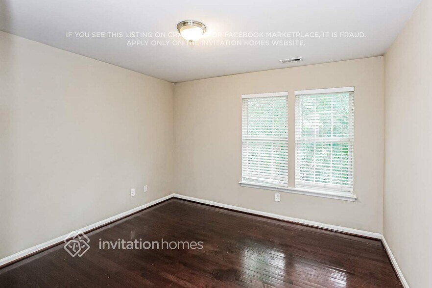 Building Photo - 6017 Downfield Wood Dr