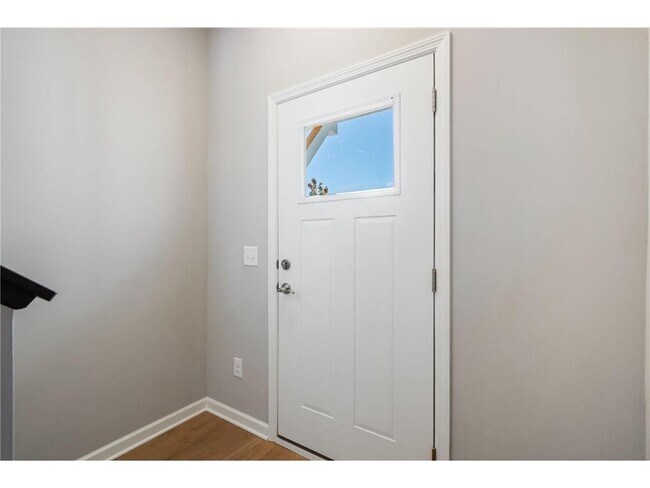 Building Photo - 6993 Huckleberry Dr