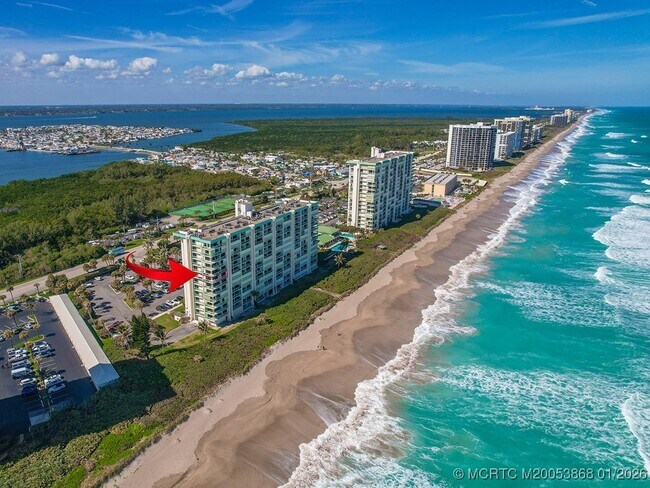 Building Photo - 9940 S Ocean Dr