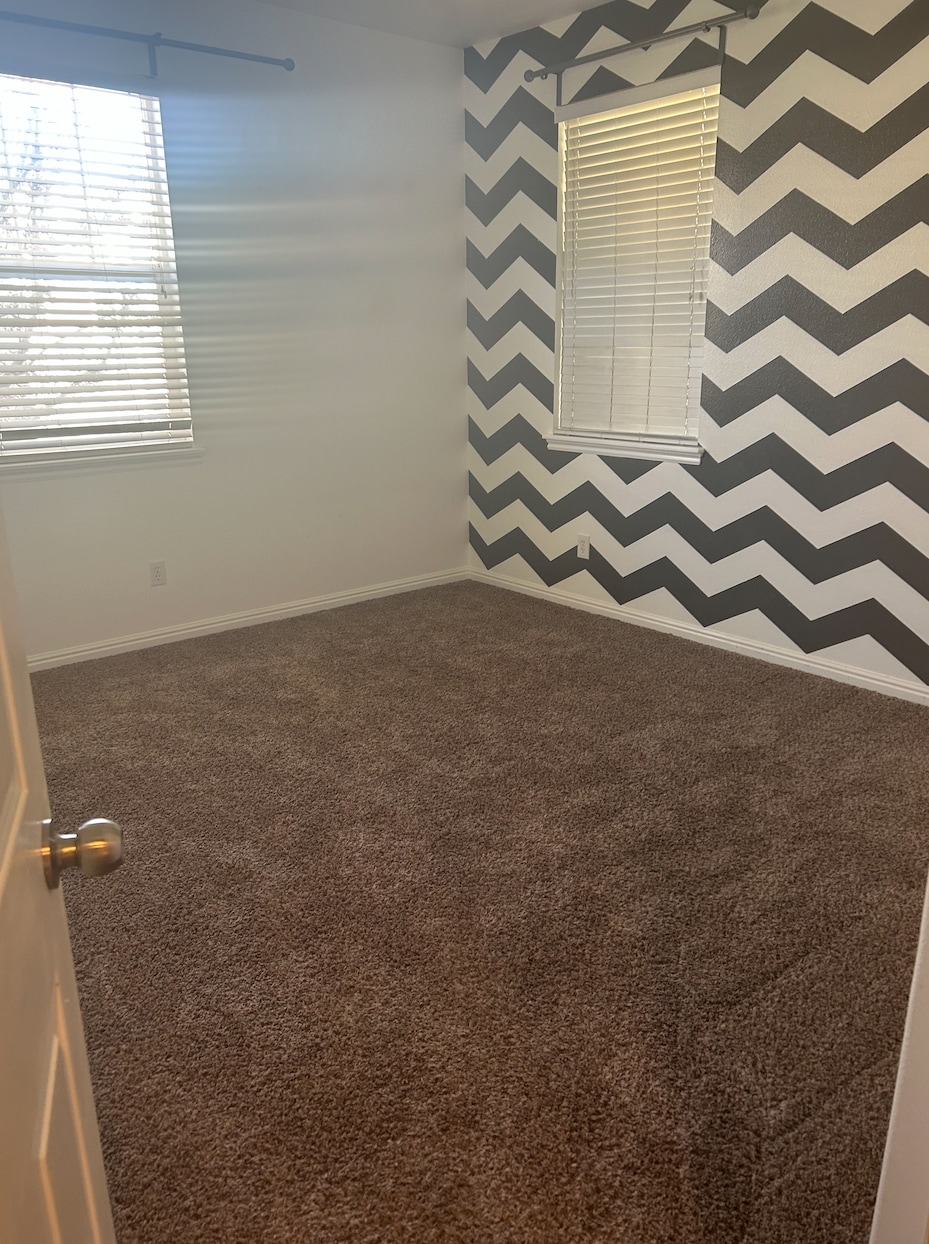 Building Photo - 1556 W 140 N