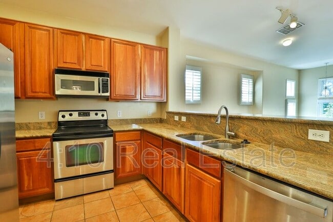 Building Photo - 4175 E Jasper Dr