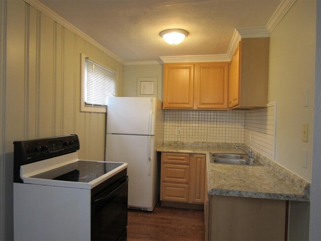 Building Photo - 1537 E Ocean View Ave