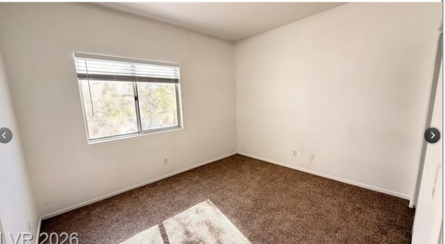 Building Photo - 5655 E Sahara Ave