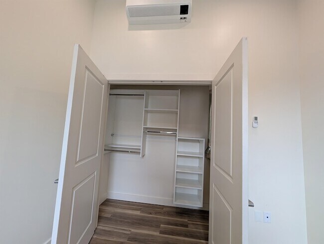 Building Photo - 22 S Main St