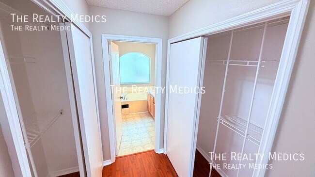 Building Photo - 1291 Sandestin Way