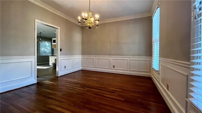 Building Photo - 11175 Linbrook Ln