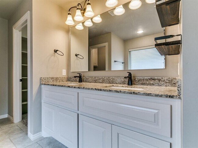 Building Photo - 4932 Wister Ln
