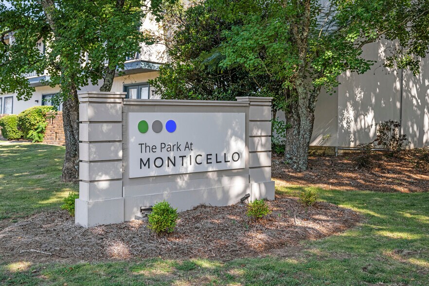 Building Photo - The Park at Monticello