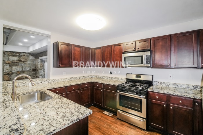 Building Photo - 3292 Westmart Ln