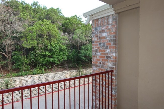 Building Photo - 6804 N Capital of Texas Hwy