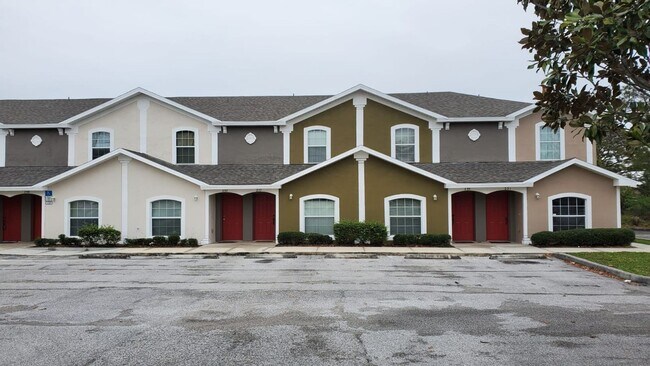 Building Photo - 239 Royal Palm Dr