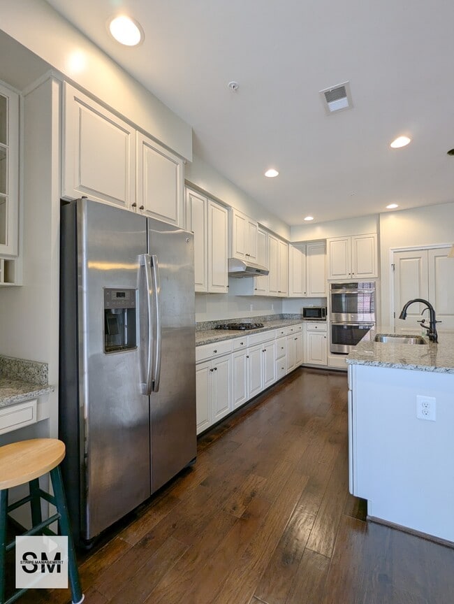 Building Photo - 5462 Stream Bank Ln