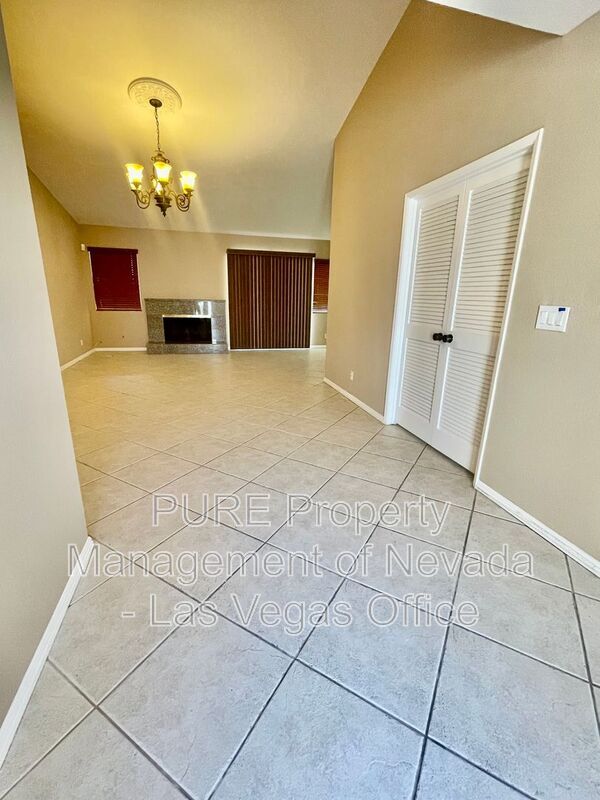 Building Photo - 6649 Wayburn Way