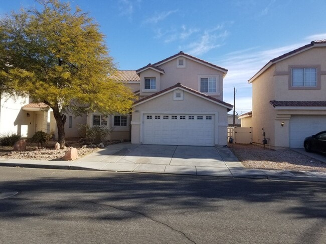 Building Photo - North Las Vegas Upgraded 4 Bedroom!