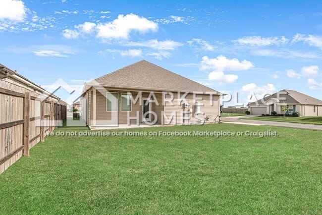 Building Photo - 4377 Marais River Dr