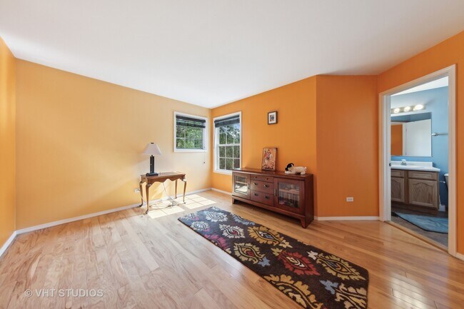 Building Photo - 2085 S Lincoln Ave