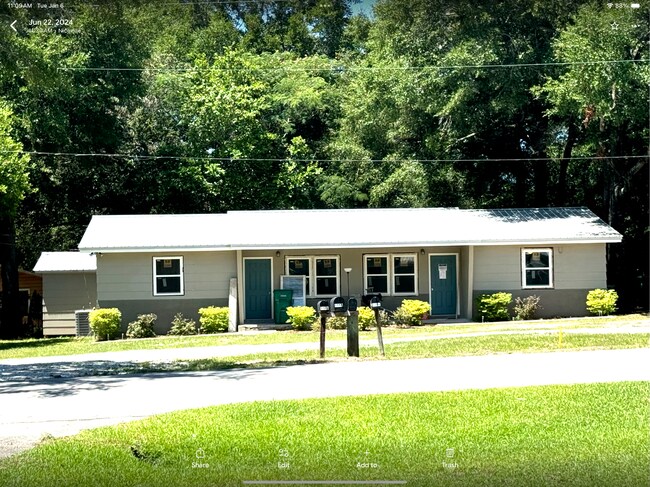 Building Photo - 116 Montrose Dr