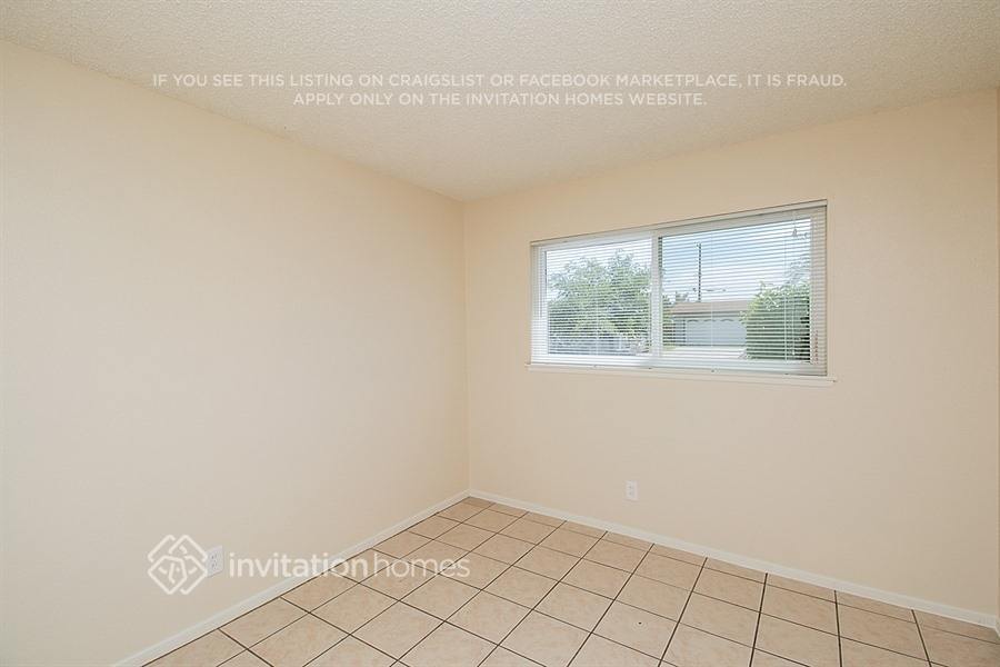 Building Photo - 5208 Mountain View Dr