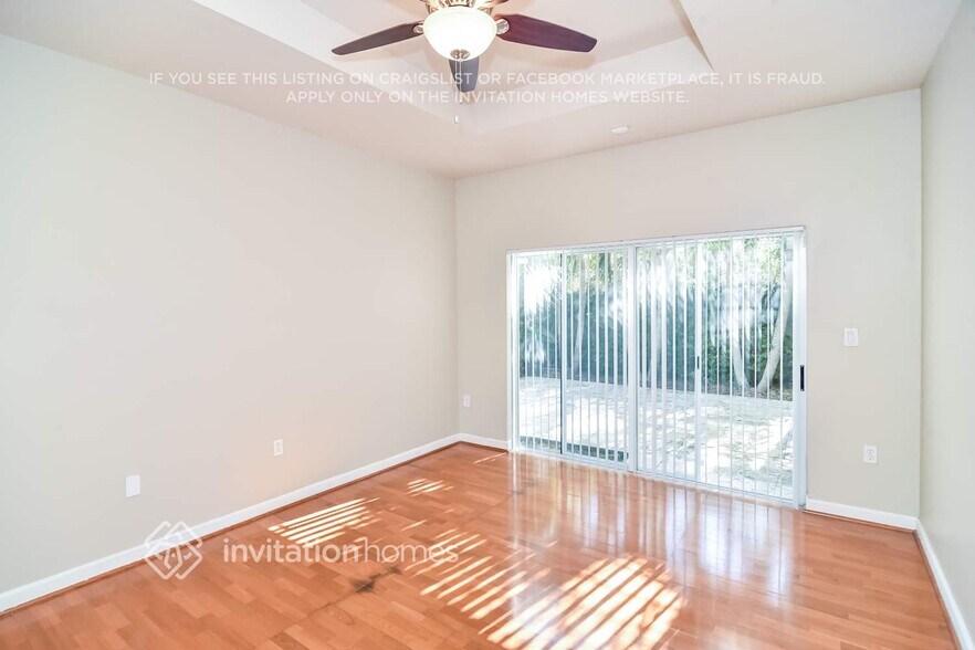 Building Photo - 14323 SW 156th Ave