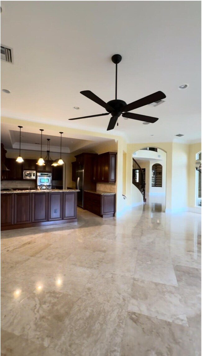 Building Photo - 9407 Bridgebrook Dr