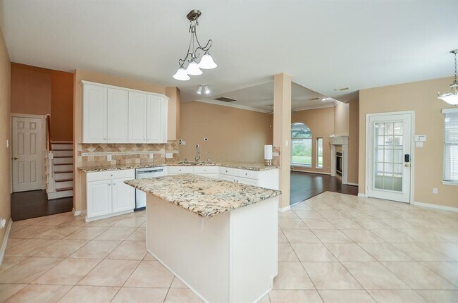 Building Photo - 1814 Maidenhair Ln