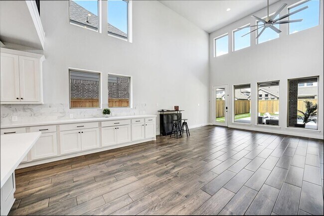 Building Photo - 15014 Little Fox Canyon Tr