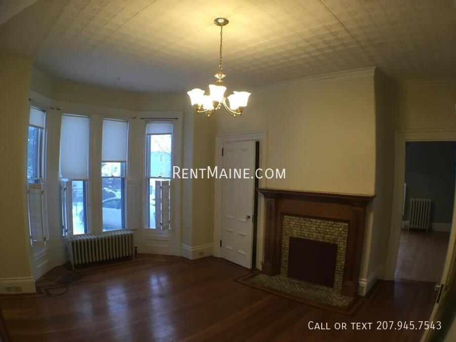 Building Photo - 269 French St