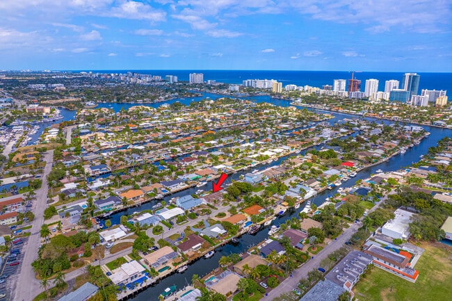 Building Photo - 2281 SE 11th St