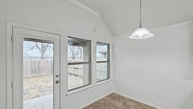Building Photo - Spacious Single-Story Comfort with Covered Porch in Wilmer