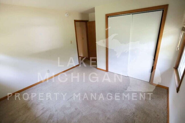 Building Photo - 3108 Ottogan St