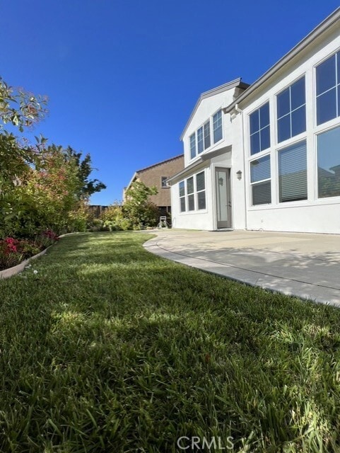 Building Photo - 5817 Cattleya Dr